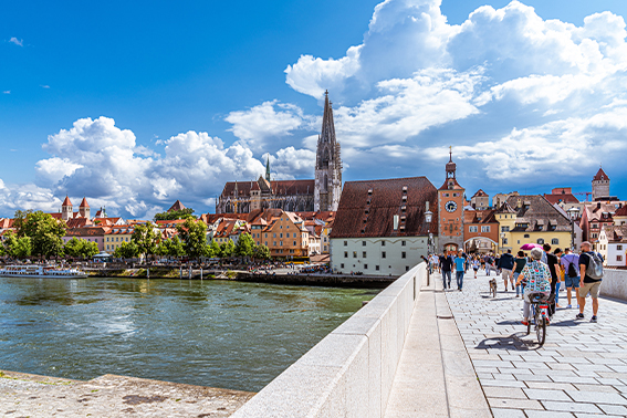 Wasserspender in Regensburg, Nittendorf, Wenzenbach, Donaustauf, Bad Abbach und Pettendorf kaufen oder mieten Wasserspender in Regensburg, Nittendorf, Wenzenbach, Donaustauf, Bad Abbach und Pettendorf kaufen oder mieten