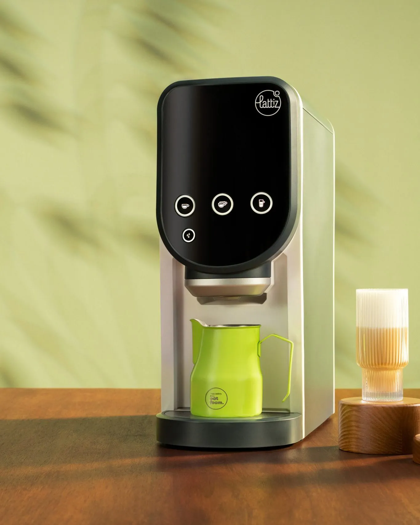 Kompakte Lattiz Go Milchschaummaschine mit Wassertankoption